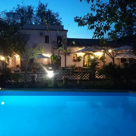 Agriturismo Terrenia Villa ทรัปปิเตลโล ภายนอก รูปภาพ