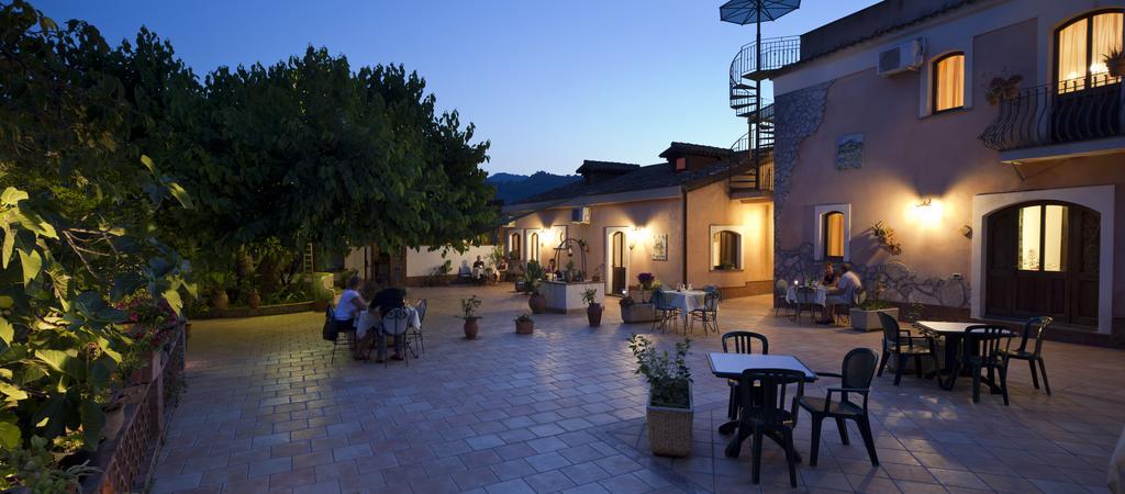 Agriturismo Terrenia Villa ทรัปปิเตลโล ภายนอก รูปภาพ
