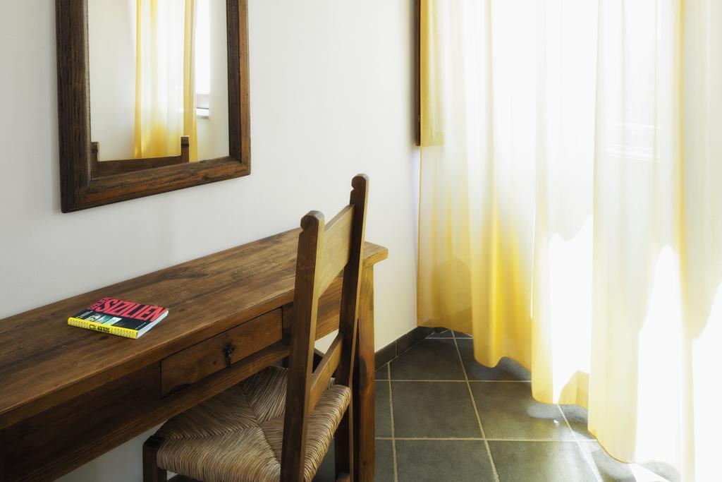 Agriturismo Terrenia Villa ทรัปปิเตลโล ภายนอก รูปภาพ
